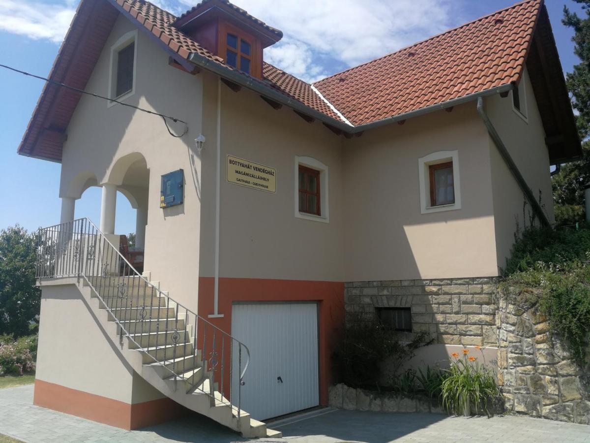 Bottyahát
